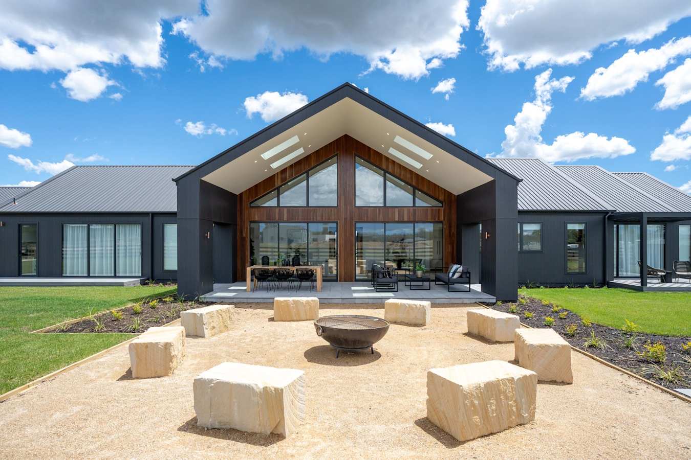 Sanford 47 house design grand alfreco