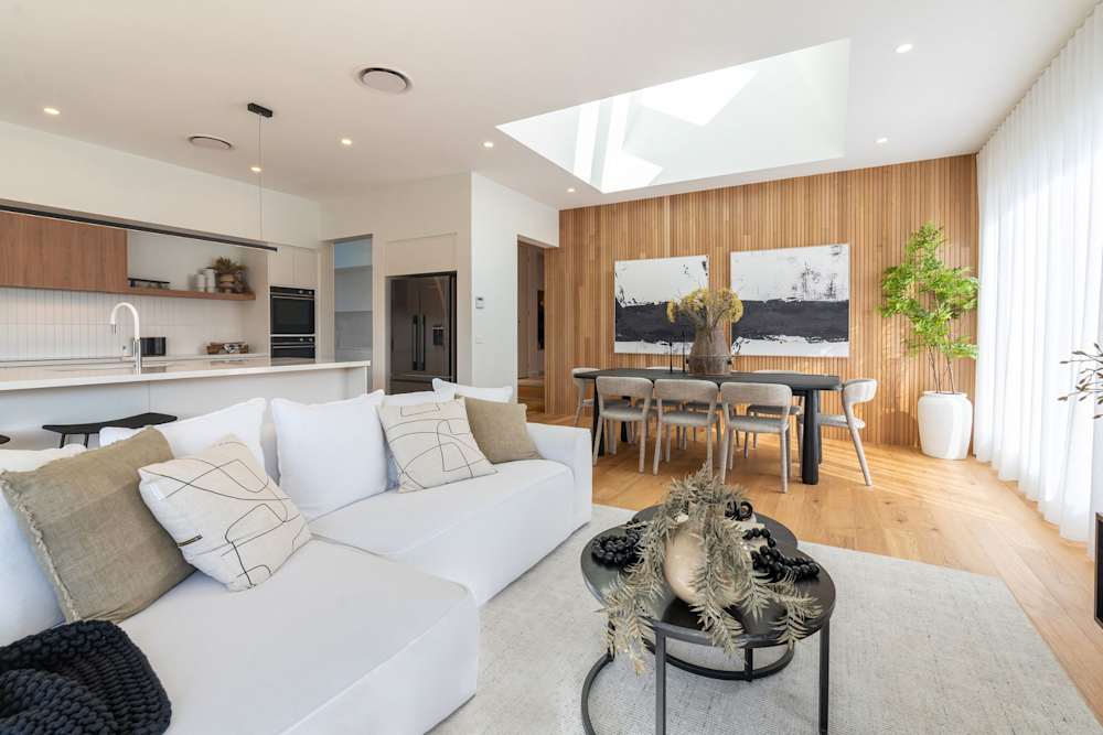 What to look for when touring a display home