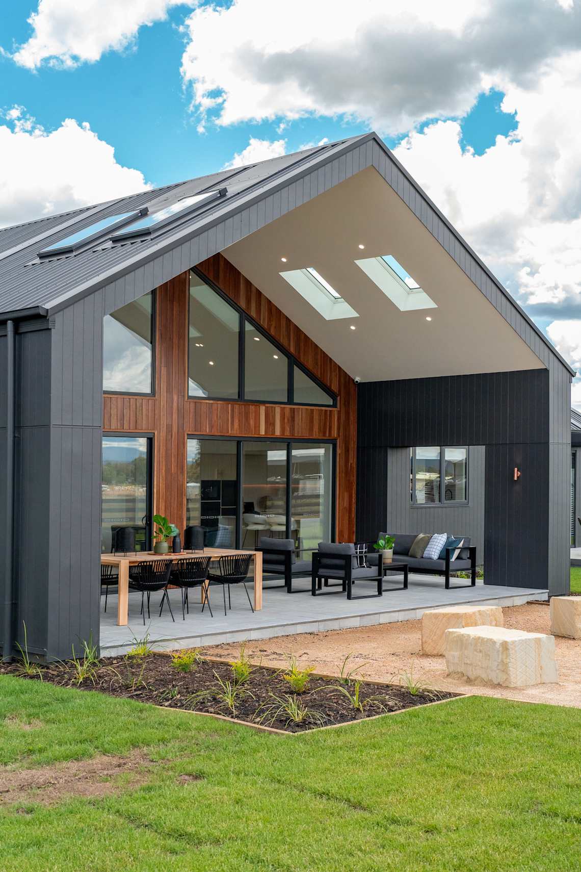 Sanford 47 house design grand alfreco - Home Designs Launceston