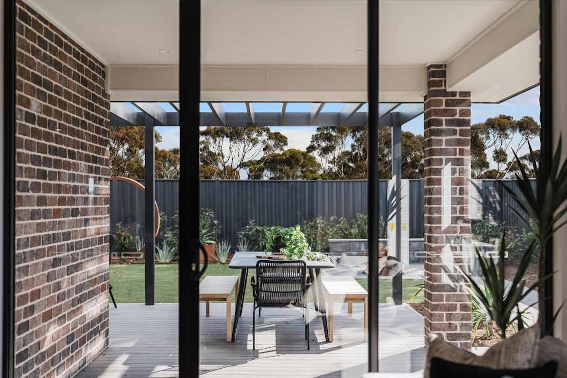 Gordon 23 house design - Alfresco - House and Land Packages