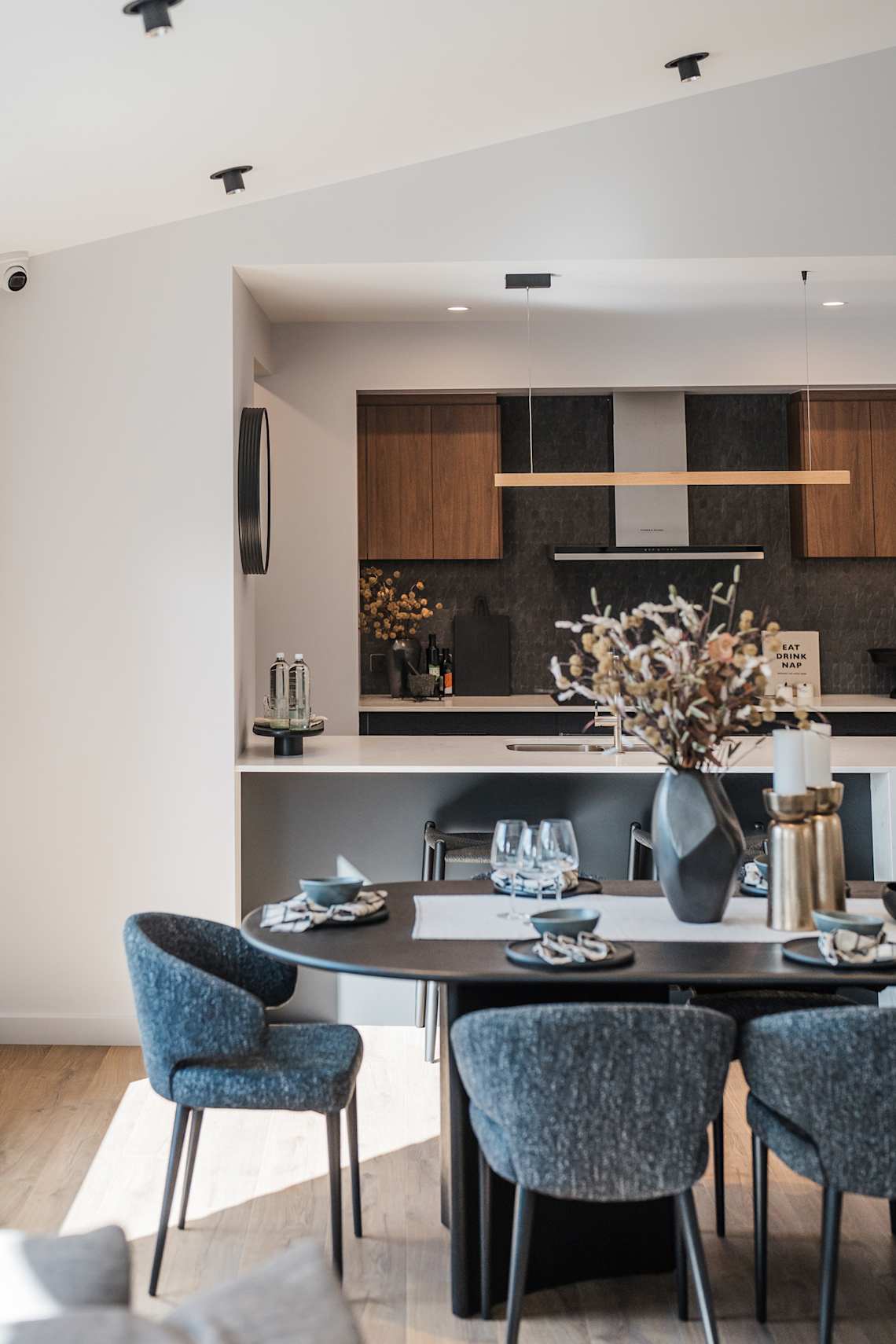 Gordon 23 home deisgn - kitchen/dining - Urban style