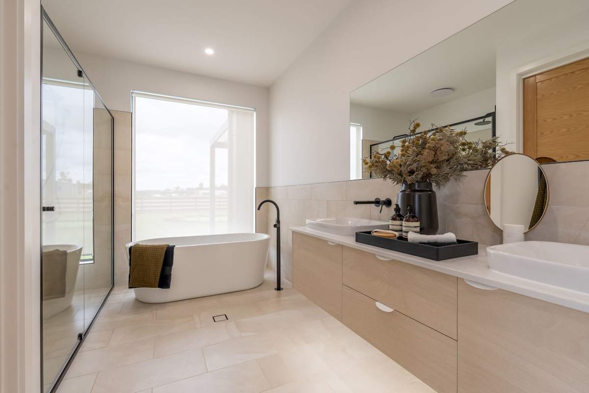 Sanford 47 house design ensuite