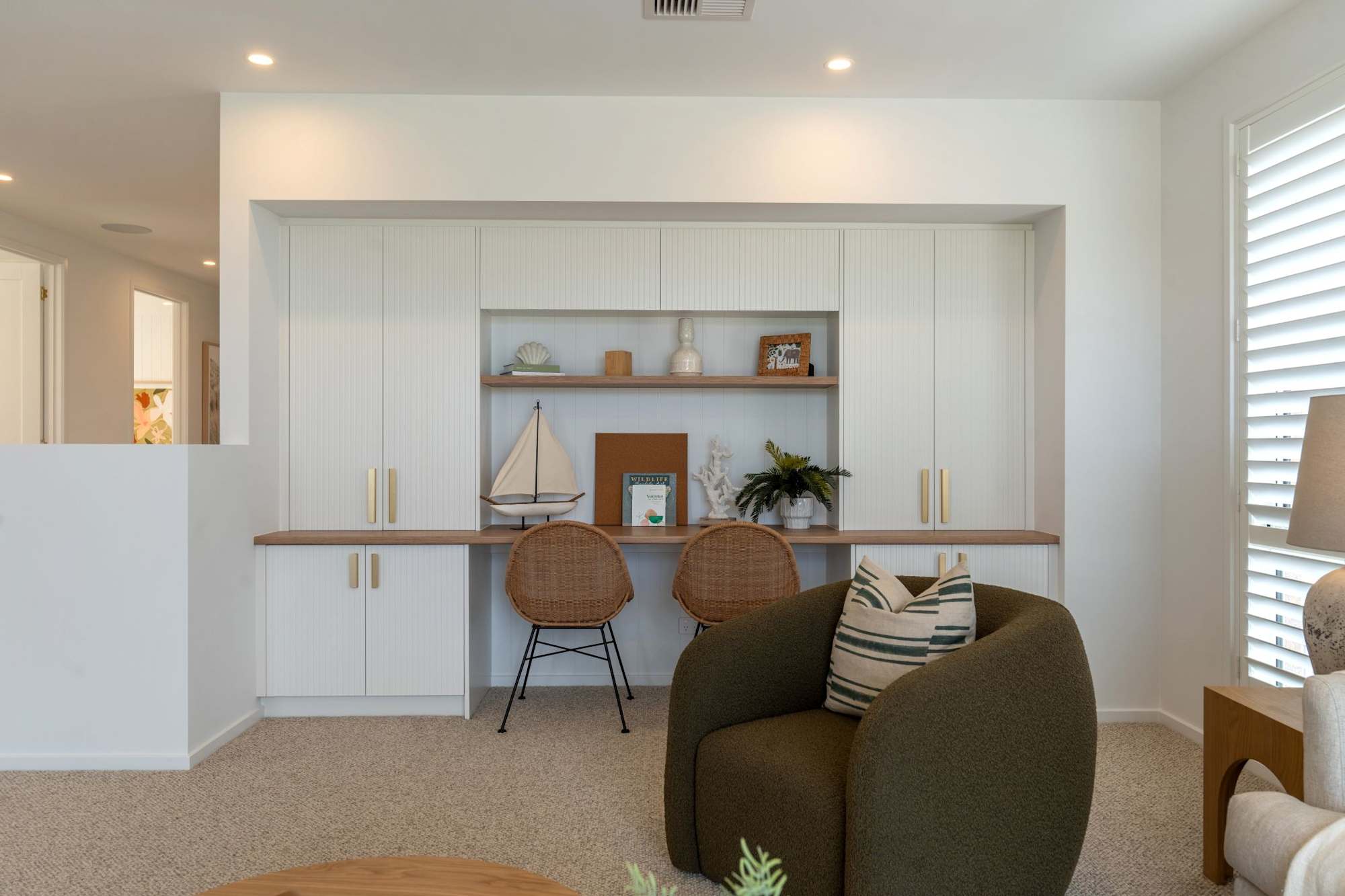 Coastal interior design style