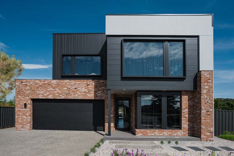 Clearwater 32 house design in luxe