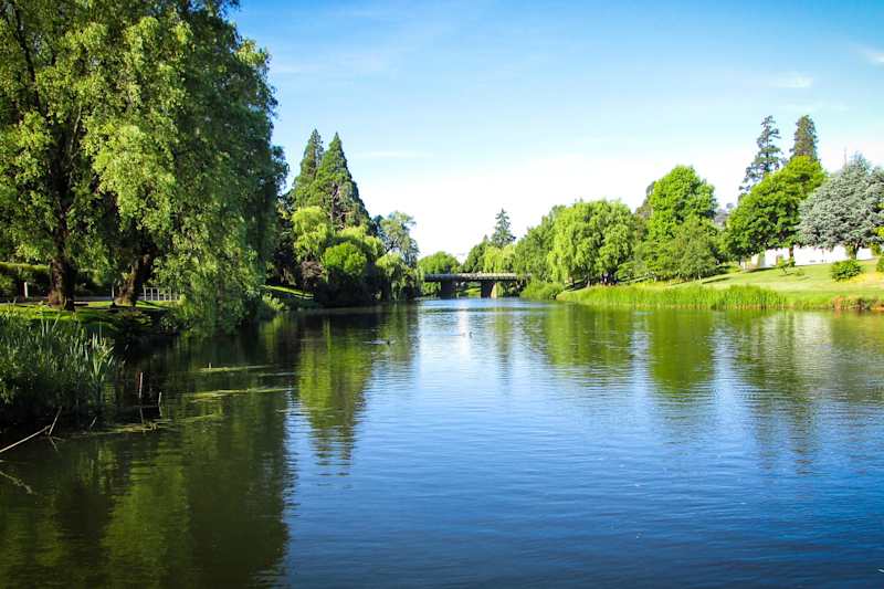 Deloraine